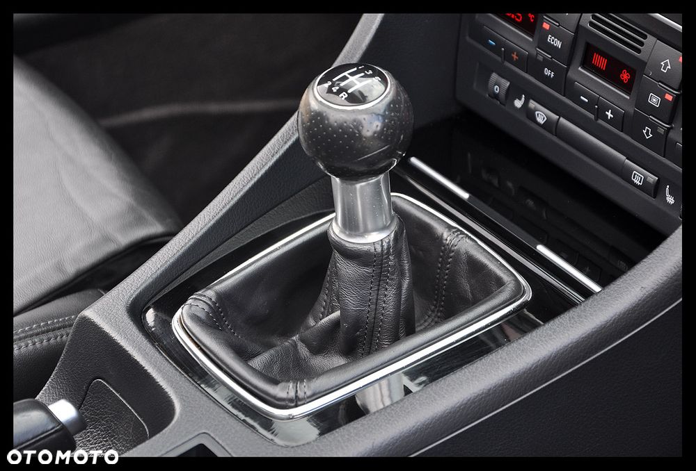 Audi A4 Cabrio 1.8T - 34