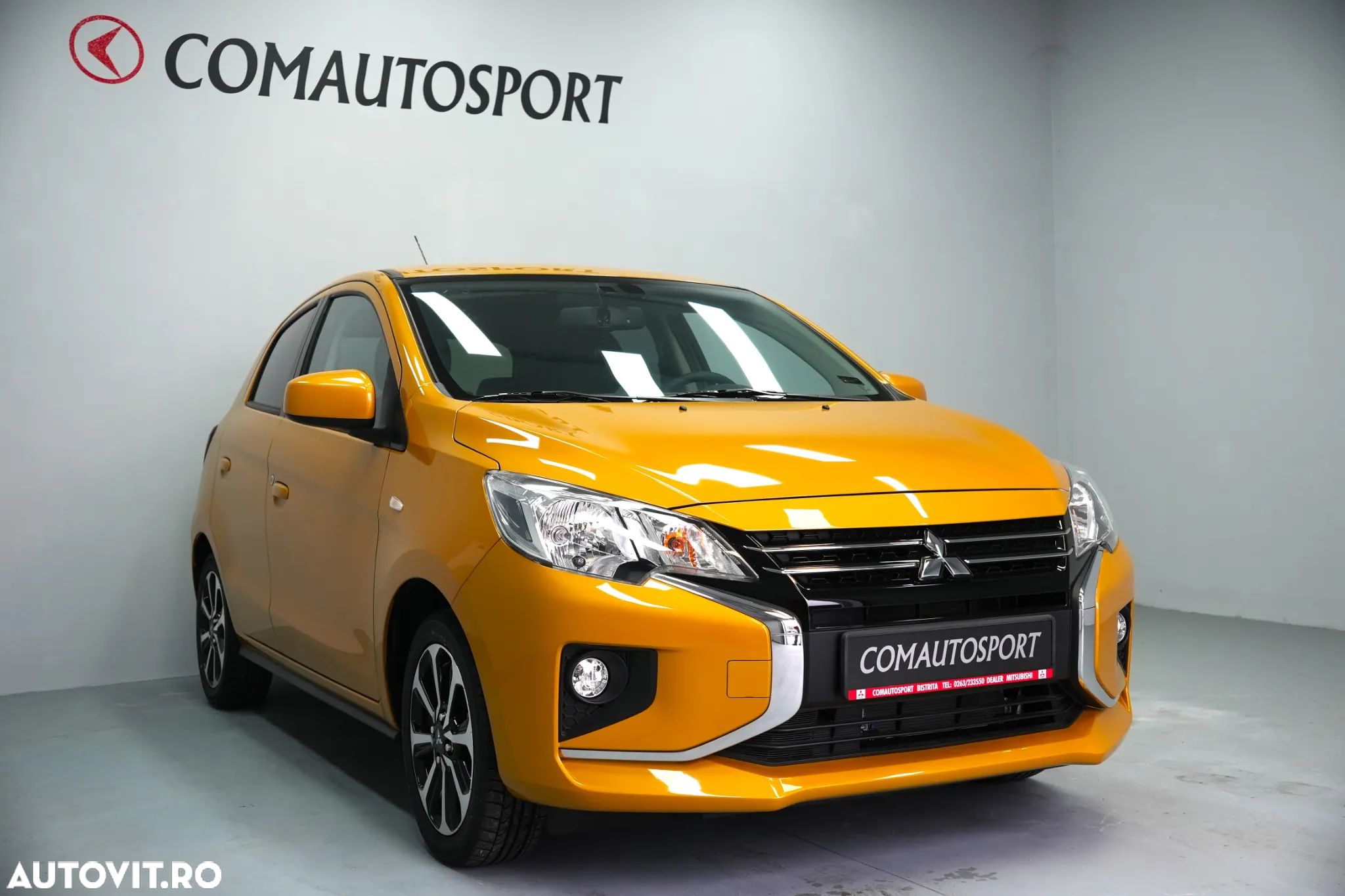 Mitsubishi Space Star 1.2 2WD CVT Intense - 1