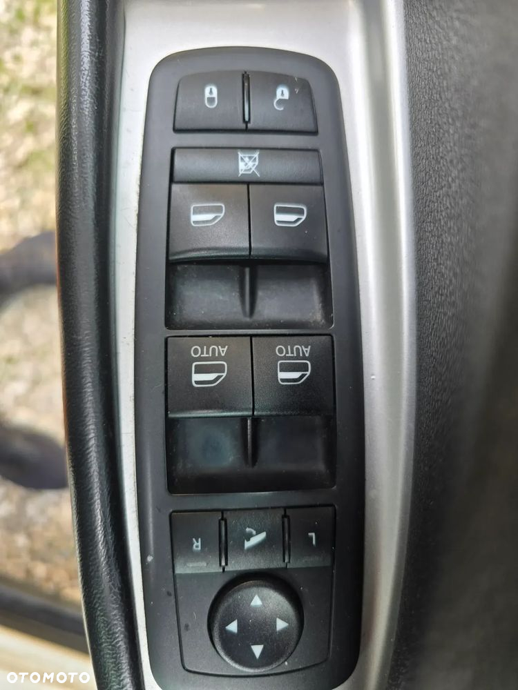 Fiat Freemont 2.0 Multijet 16V DPF Automatik Allrad Lounge - 16