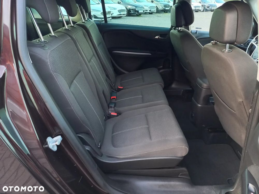 Opel Zafira - 18