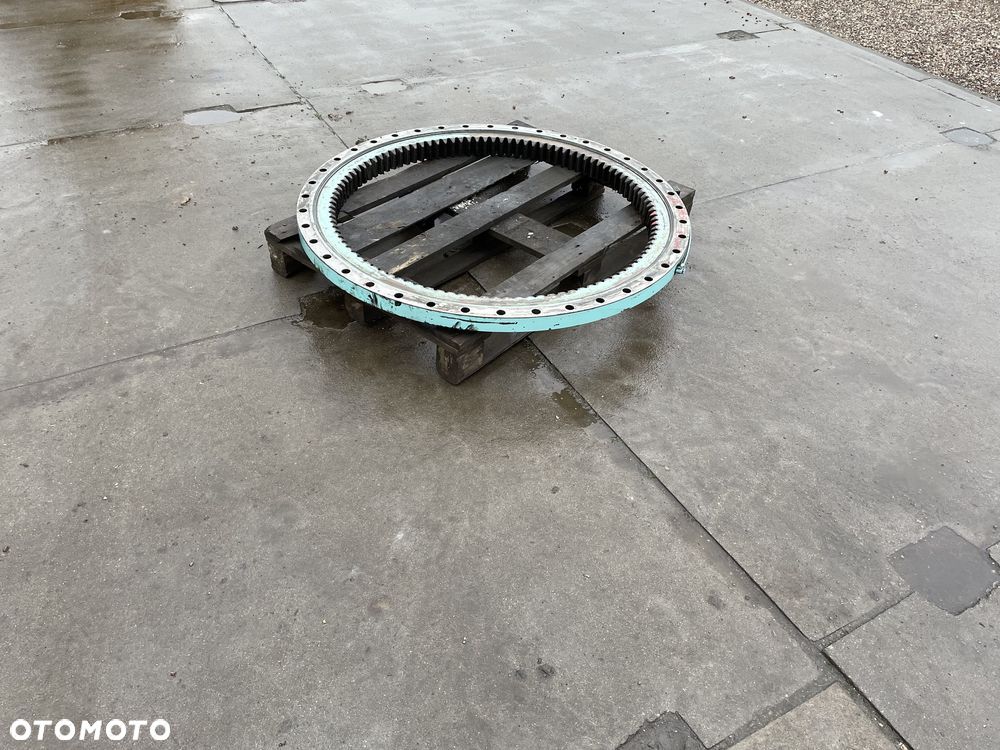 Wieniec obrotu koparka LIEBHERR 900B 900C 904B 904C - 2