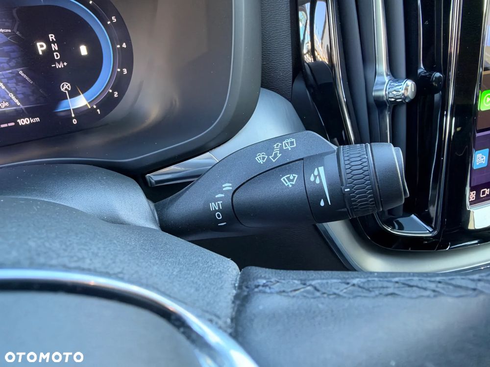 Volvo XC 60 B4 B Momentum Pro - 26