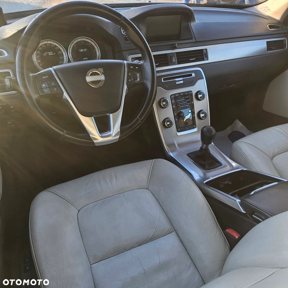 Volvo V70 - 16