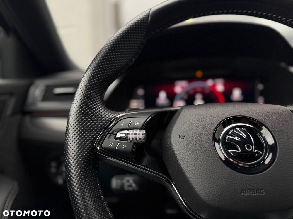 Skoda Superb 2.0 TDI SCR 4x4 Sportline DSG - 24