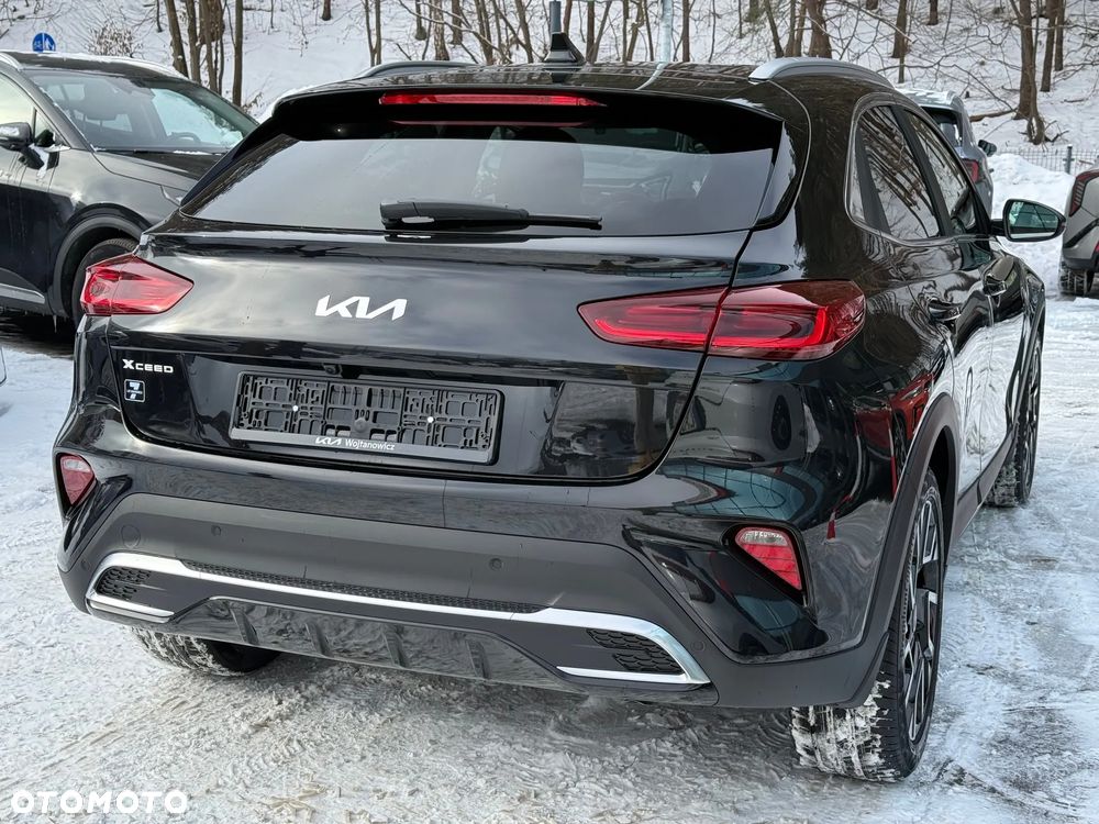 Kia XCeed 1.6 T-GDI Business Line DCT - 11