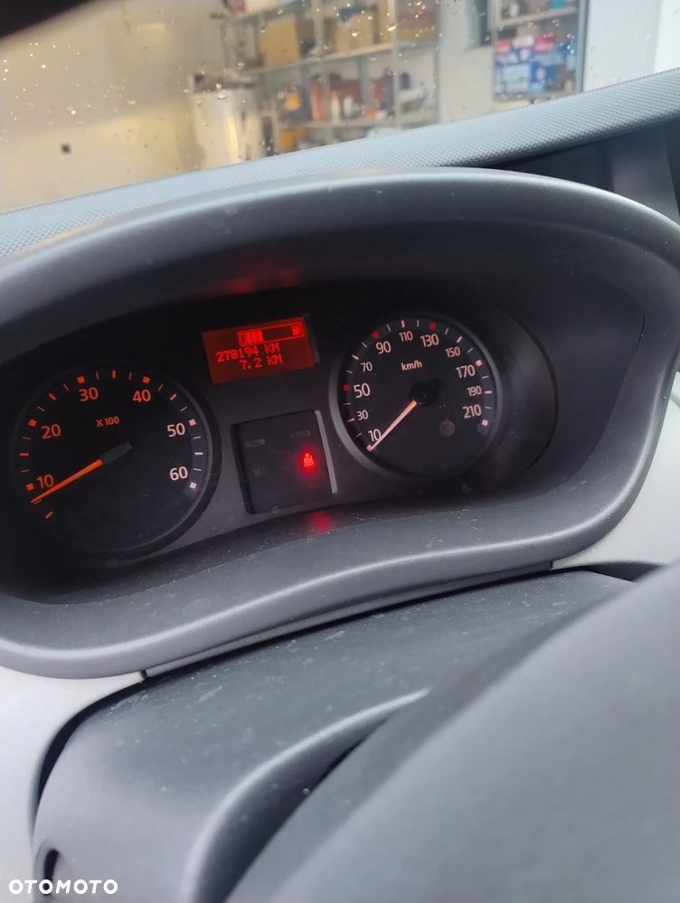 Renault trafic - 10