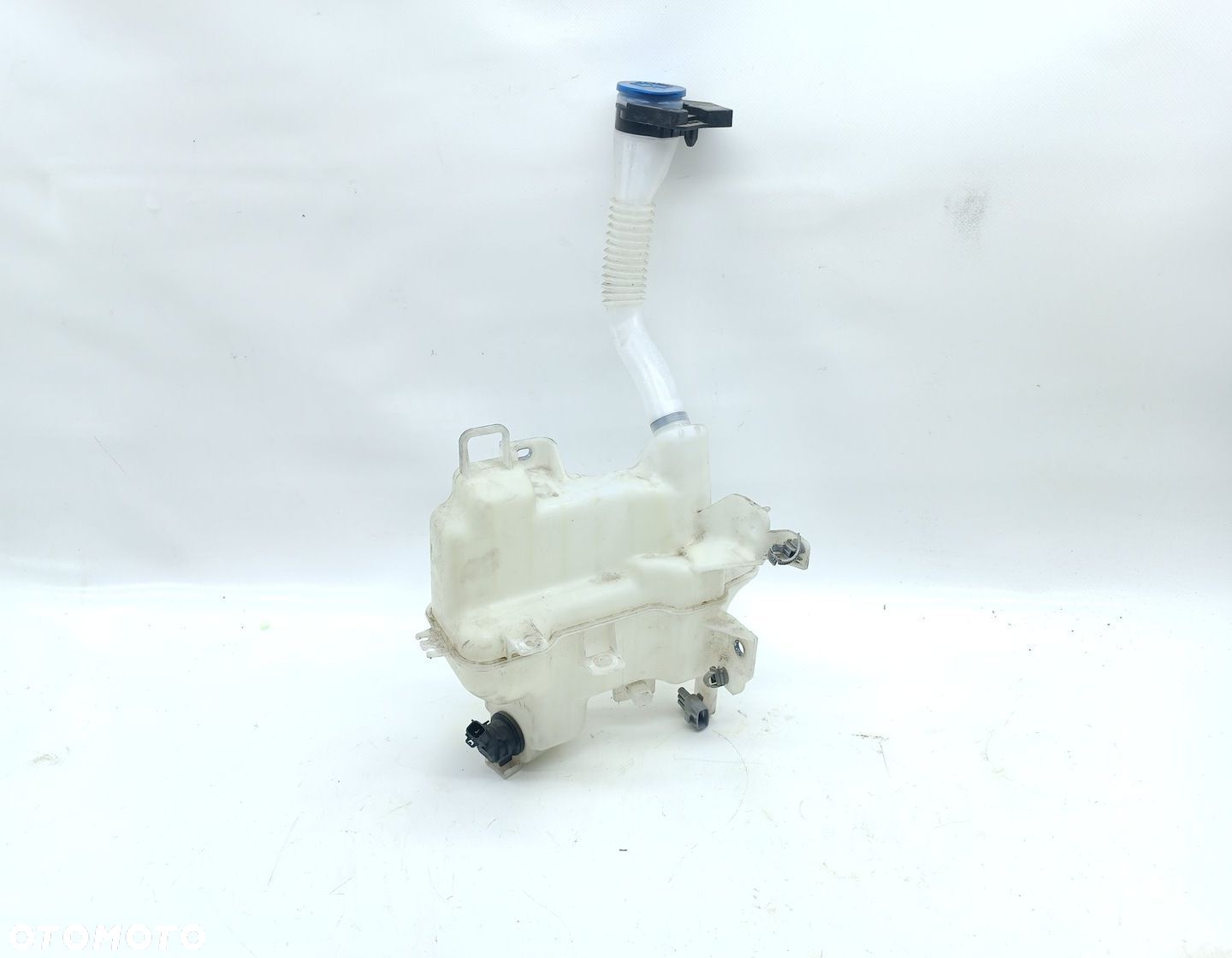 ZBIORNICZEK SPRYSKIWACZY MAZDA 3 BM III LIFT 18R - 1