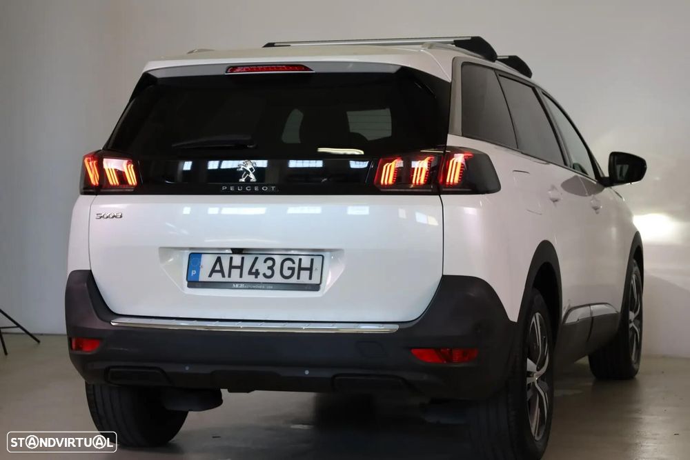 Peugeot 5008 1.5 BlueHDi Allure EAT8 - 22