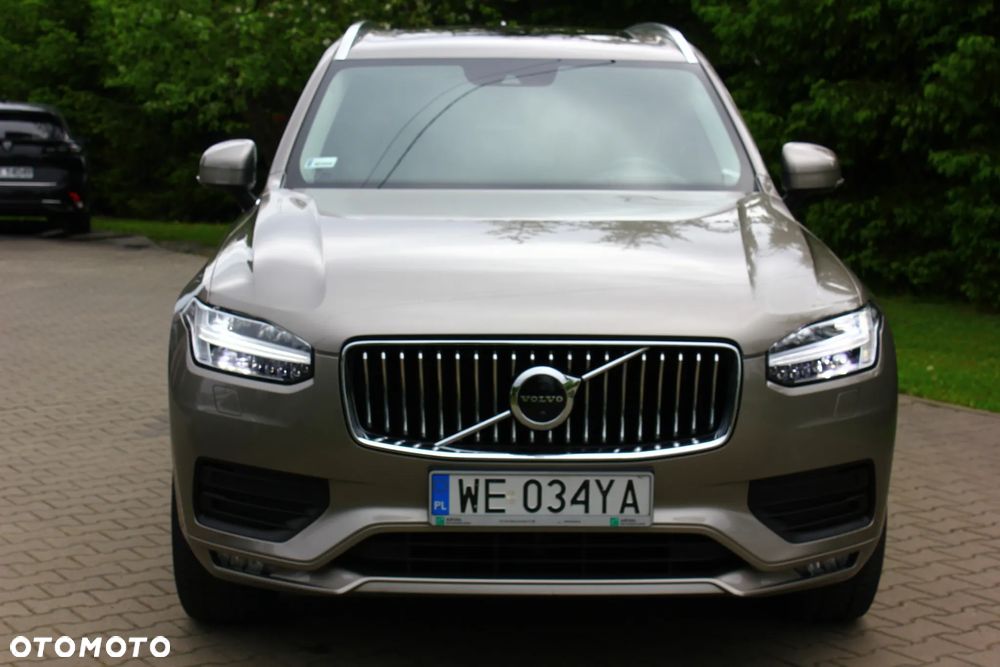 Volvo XC 90 B5 D AWD Momentum Pro 7os - 22