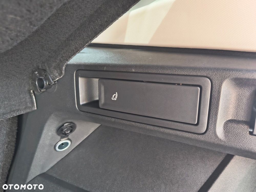 Volkswagen Tiguan - 34