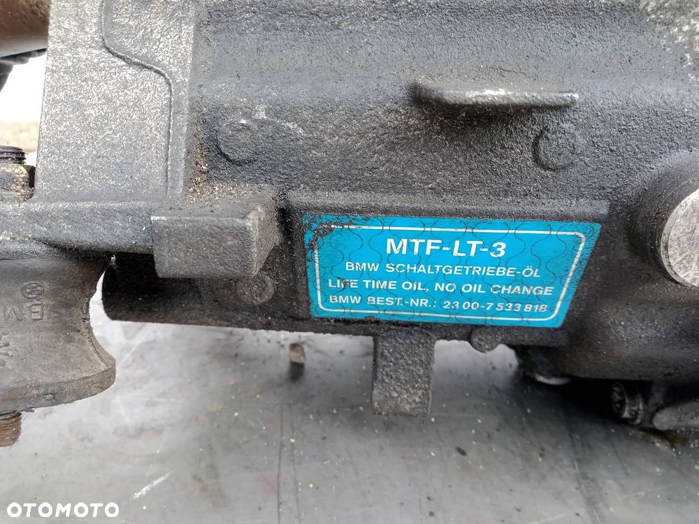 SKRZYNIA BIEGÓW 2300-7533818 BMW E87 118D 2.0 - 3
