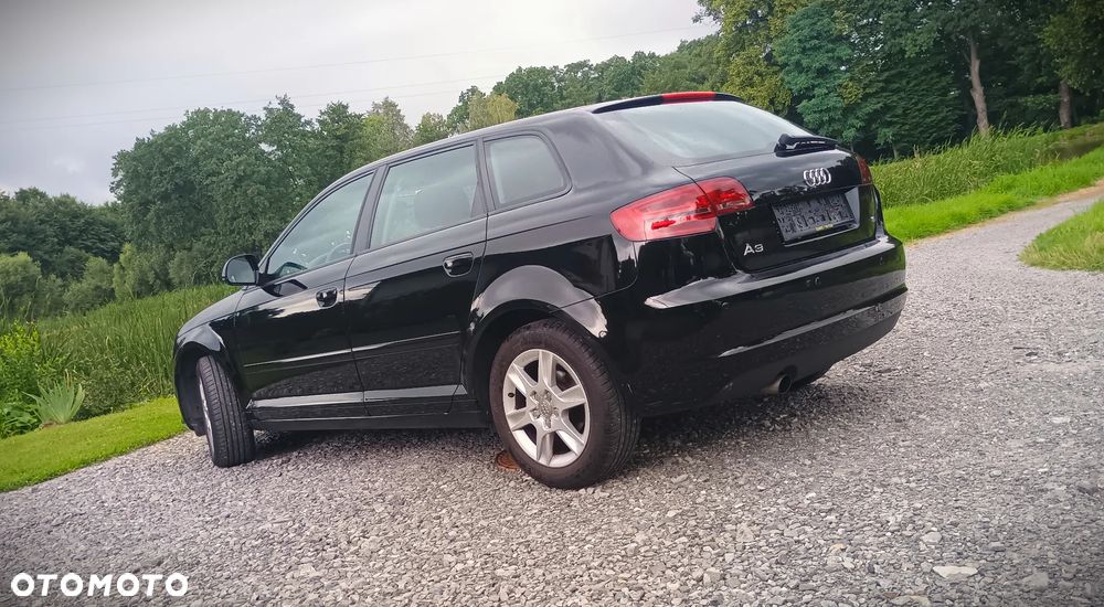 Audi A3 Sportback 1.6 Ambiente - 7
