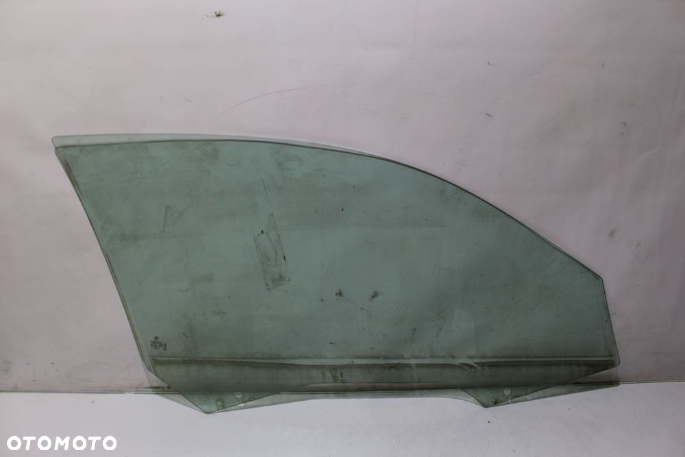 SZYBA BOCZNA LEWA PRZEDNIA DRZWI BMW - 3