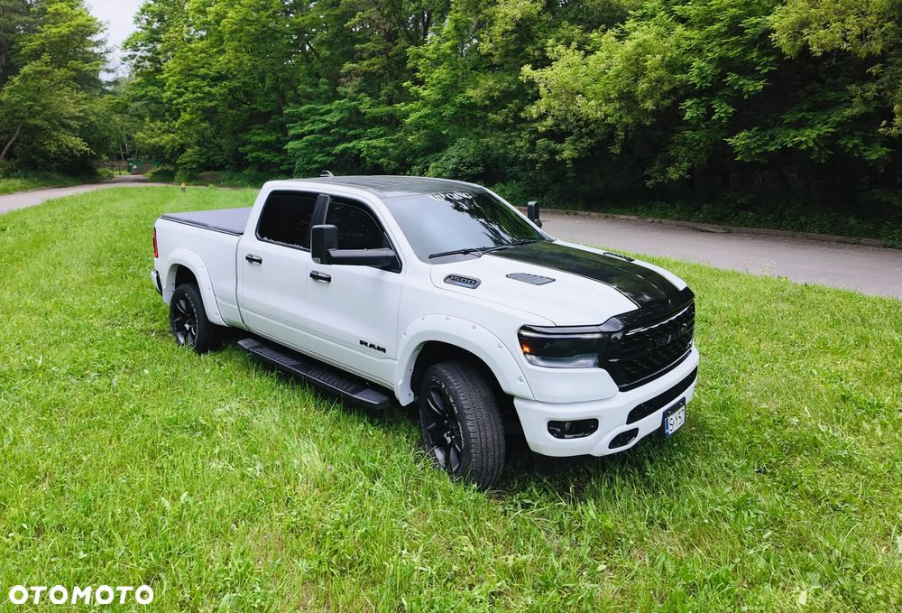 RAM 1500 - 16