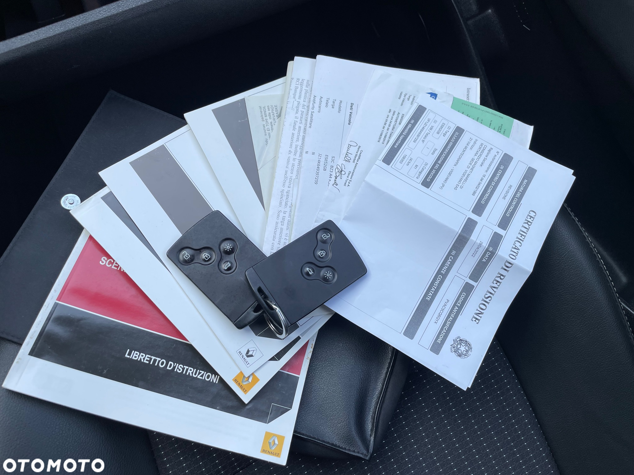Renault Scenic dCi 110 Xmod Paris - 31