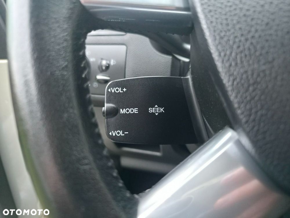 Ford Kuga - 22
