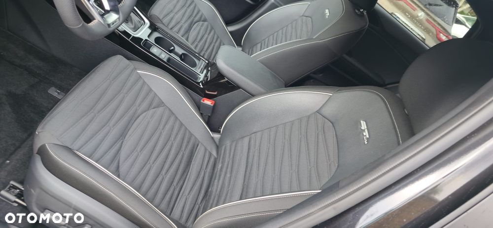 Kia Ceed 1.5 T-GDI DCT7 OPF GT Line - 35