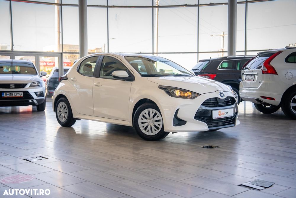 Toyota Yaris - 23