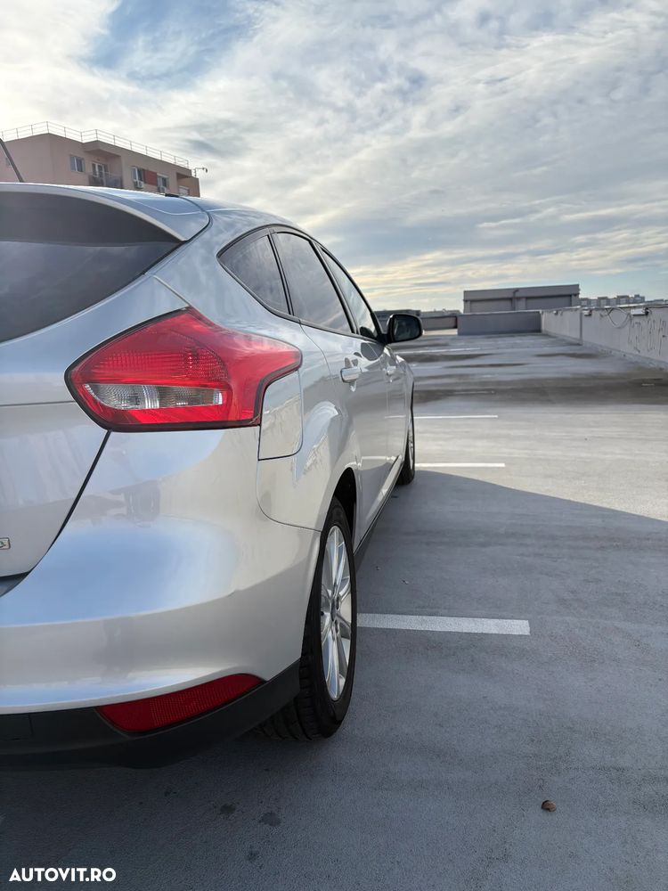 Ford Focus 1.0 EcoBoost Trend - 8