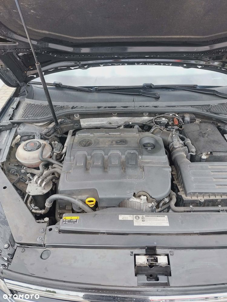 Volkswagen Passat - 5