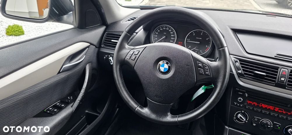 BMW X1 sDrive16d - 15