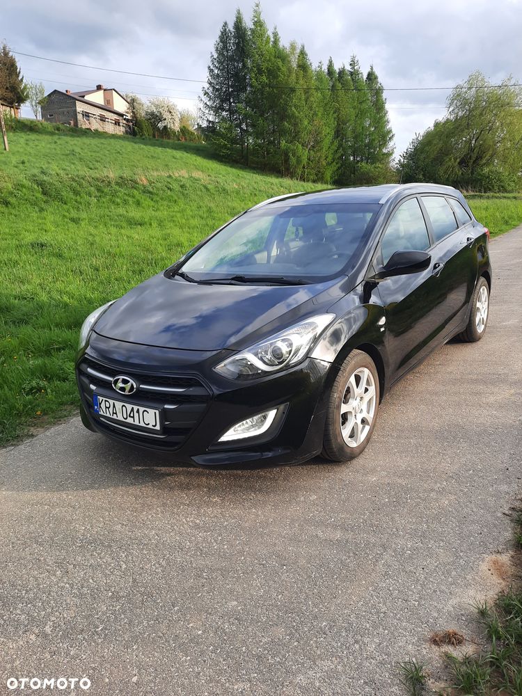 Hyundai i30 1.6 CRDI Automatik Style - 2