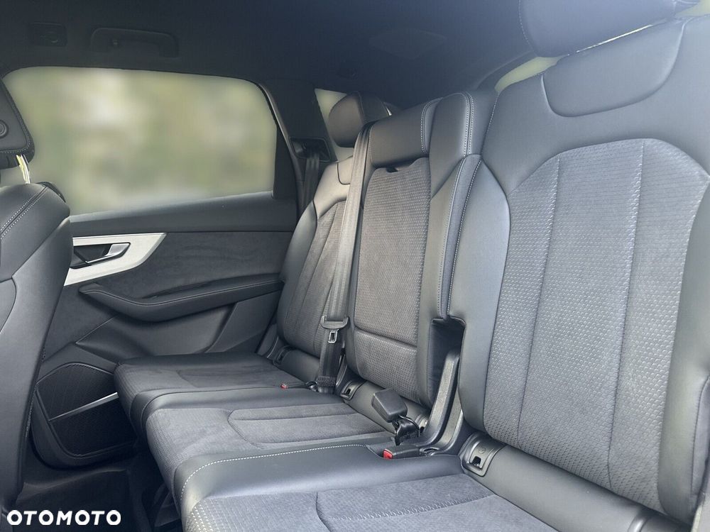 Audi Q7 - 15