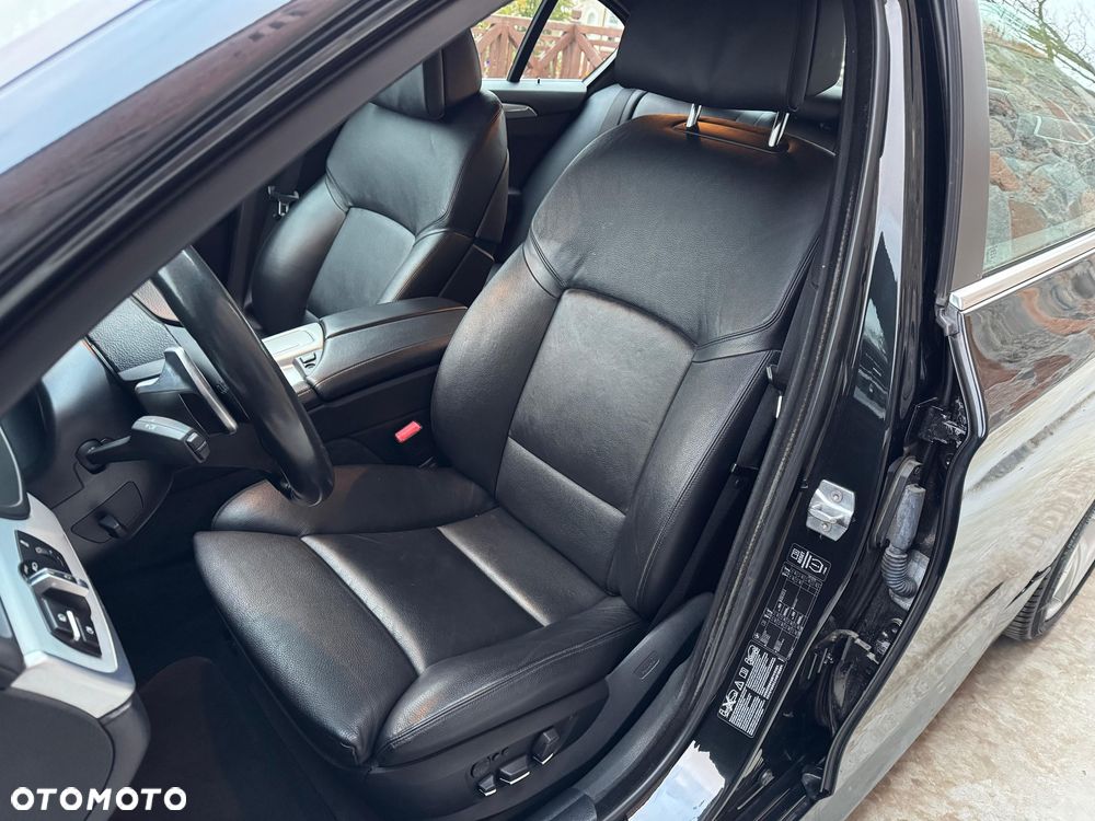 BMW Seria 5 535d xDrive Sport-Aut - 9