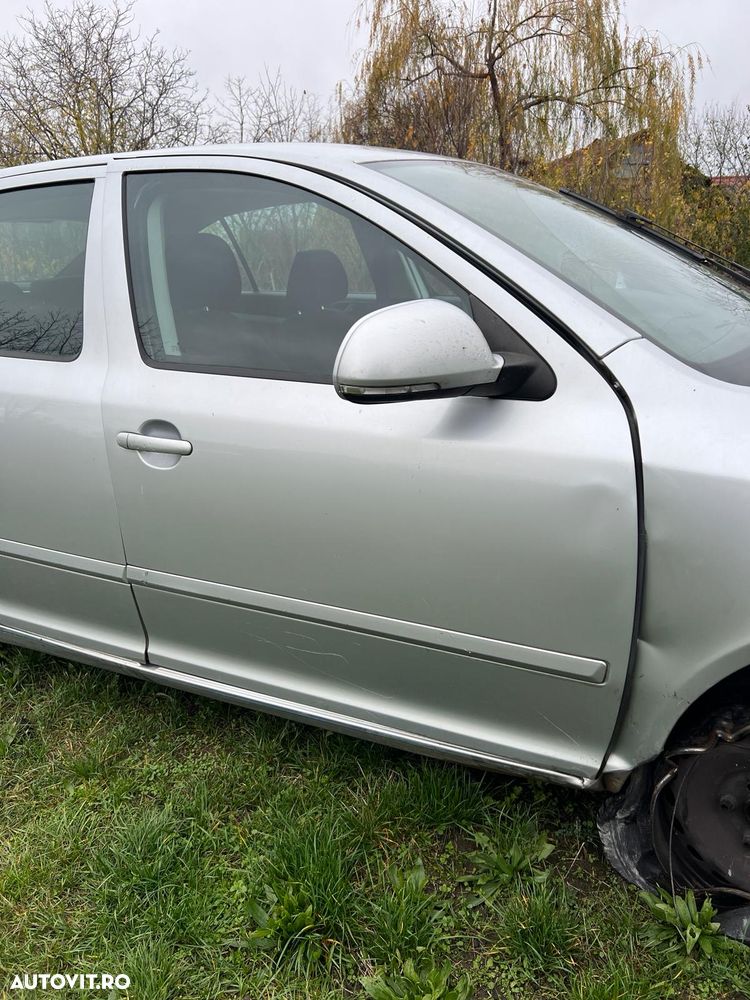 Skoda Octavia 1.6 MPI - 11