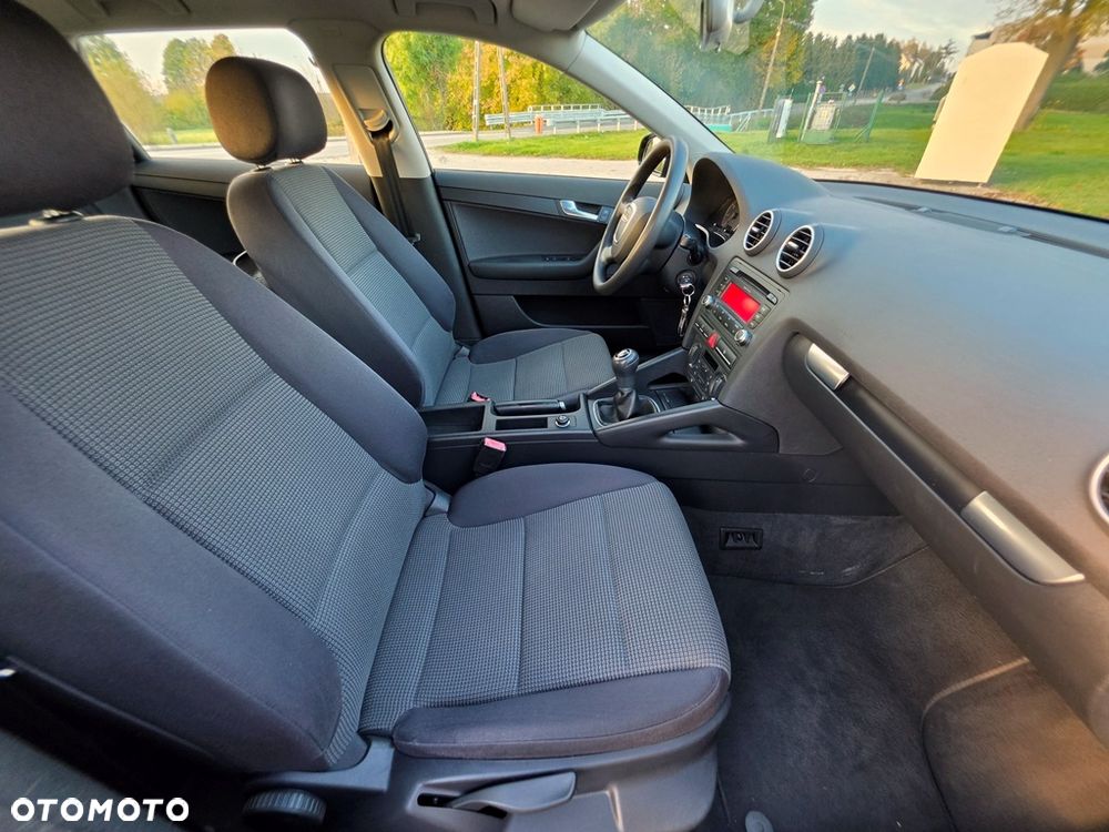 Audi A3 Sportback 1.4 TFSI Attraction - 31