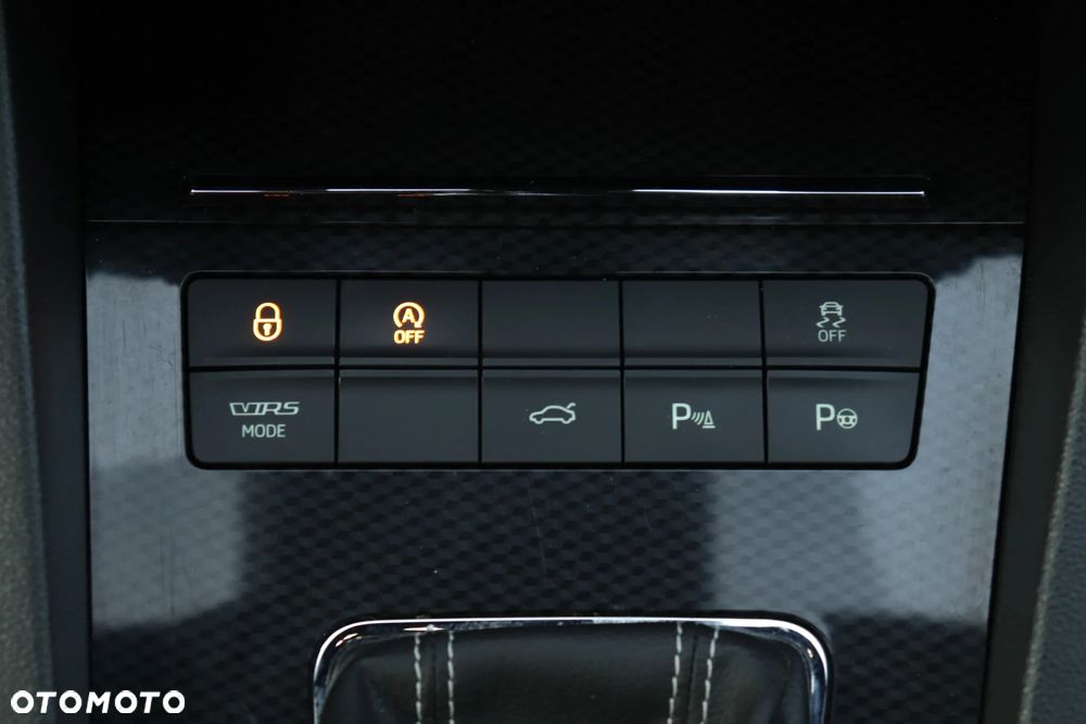 Skoda Octavia 2.0 TDI (Green tec) DSG RS - 31