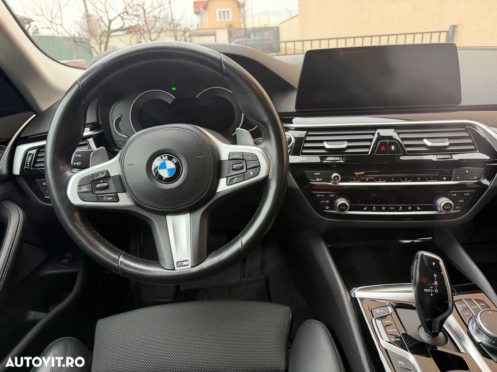 BMW Seria 5 520d xDrive Aut. Sport Line - 9