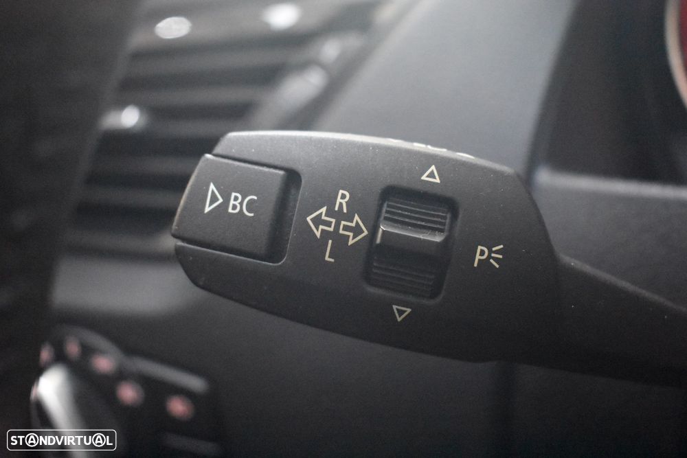 BMW X1 16 d sDrive Auto Pack M - 45