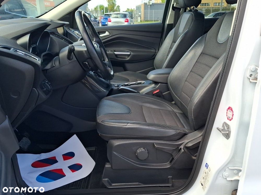 Ford Kuga 1.5 EcoBoost 4WD Titanium - 11