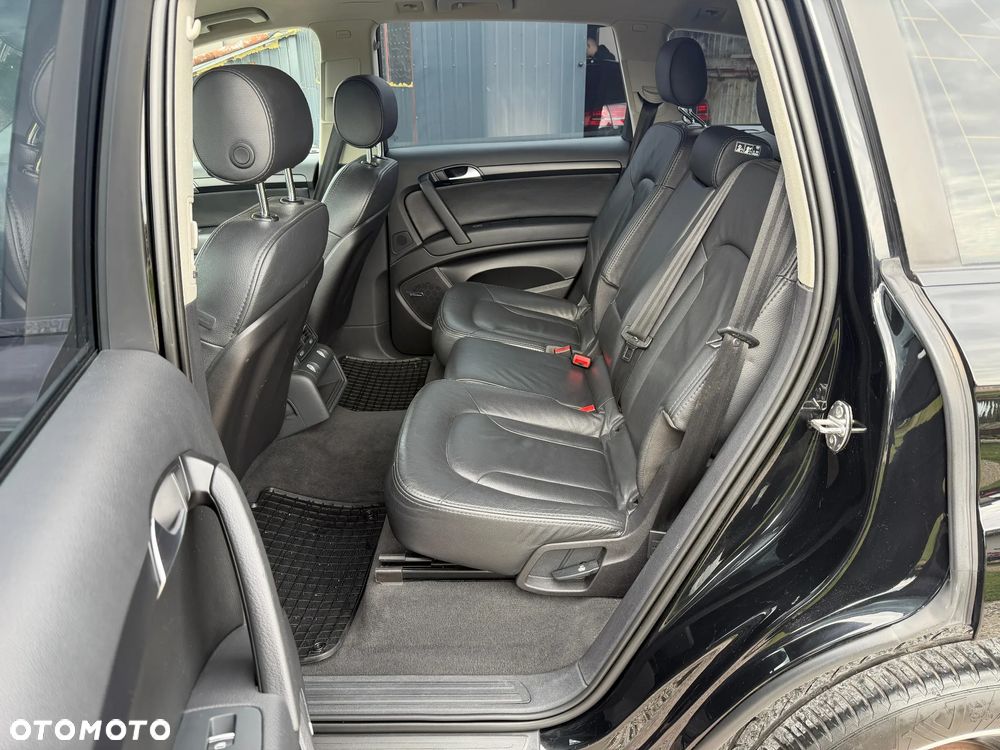 Audi Q7 - 7