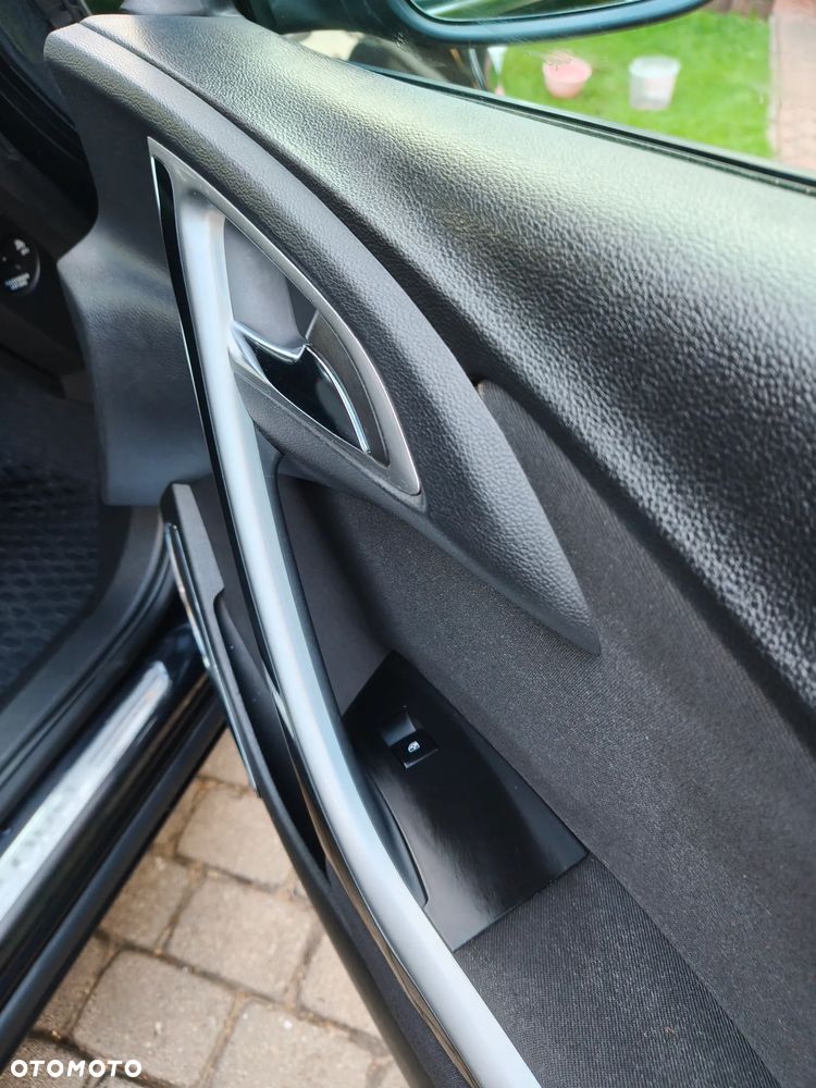 Opel Astra 1.6 T Sport - 9