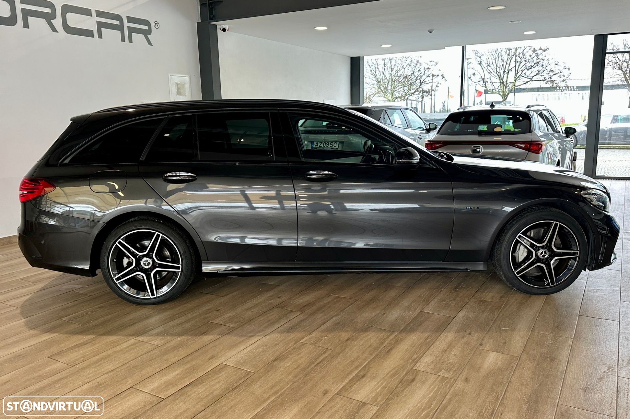 Mercedes-Benz C 300 de AMG Line - 8
