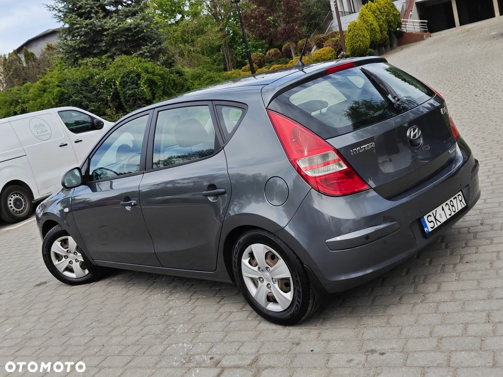 Hyundai i30 i30cw 1.6 CRDi Edition Plus - 2