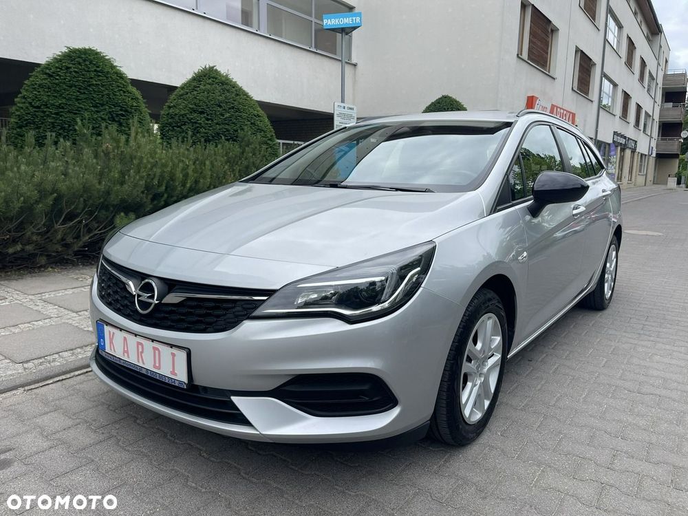 Opel Astra - 1