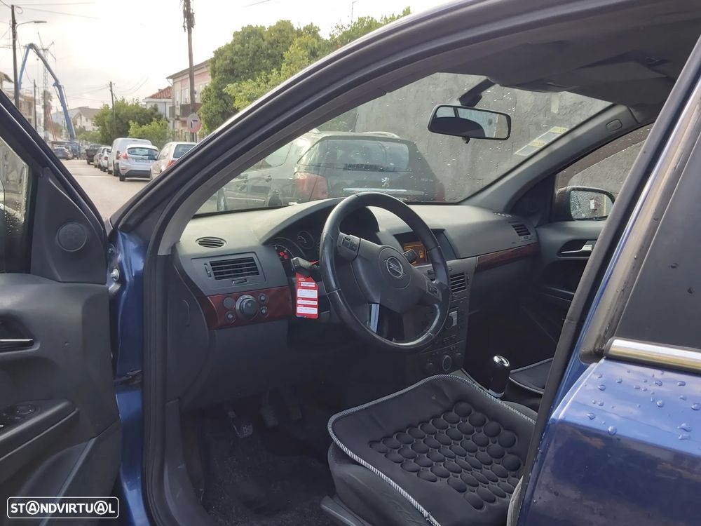 Opel Astra 1.7 CDTI Cosmo M5 - 16