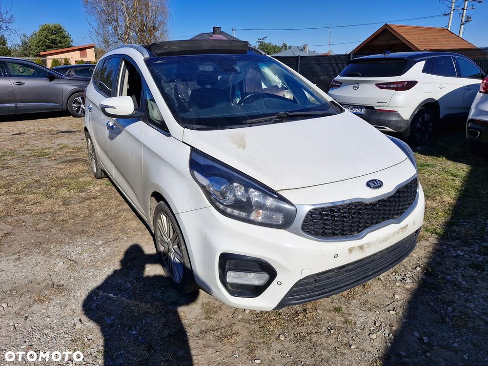 Kia Carens 1.6 CVVT Vision - 1
