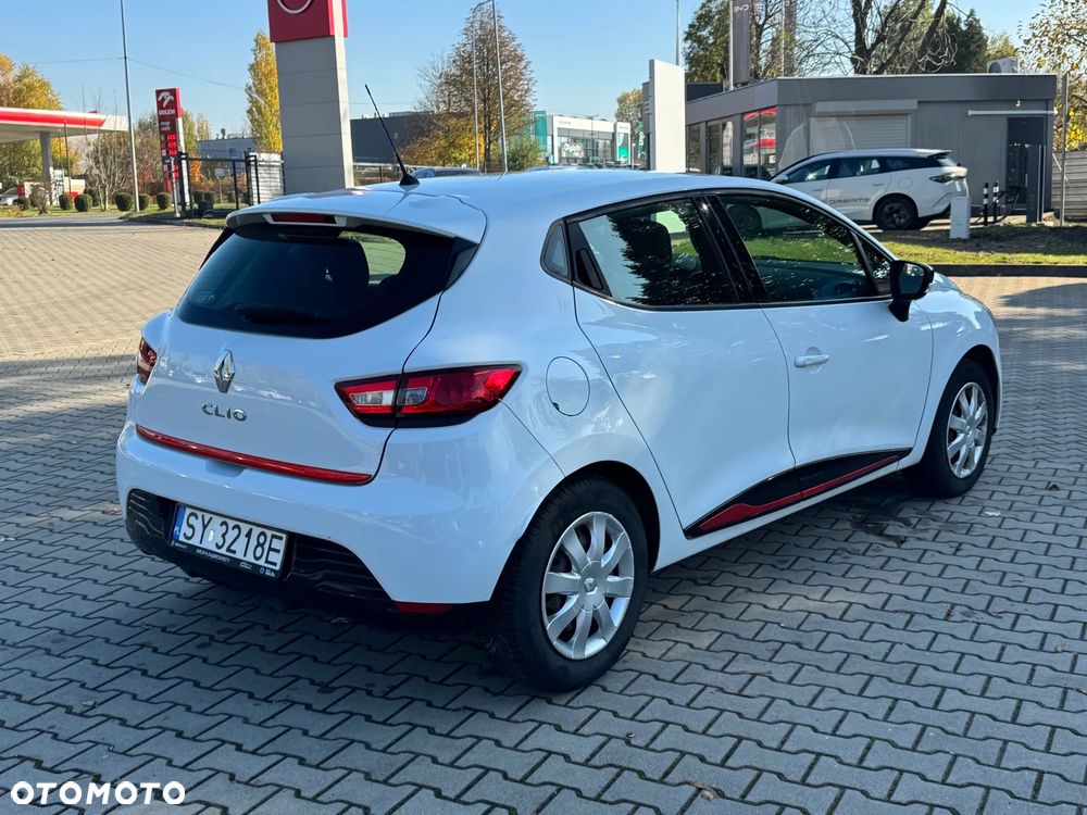 Renault Clio 1.2 16V Zen - 5