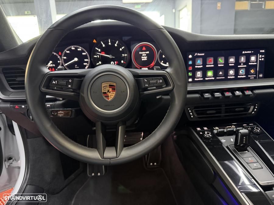 Porsche 911 (992) Carrera PDK - 21