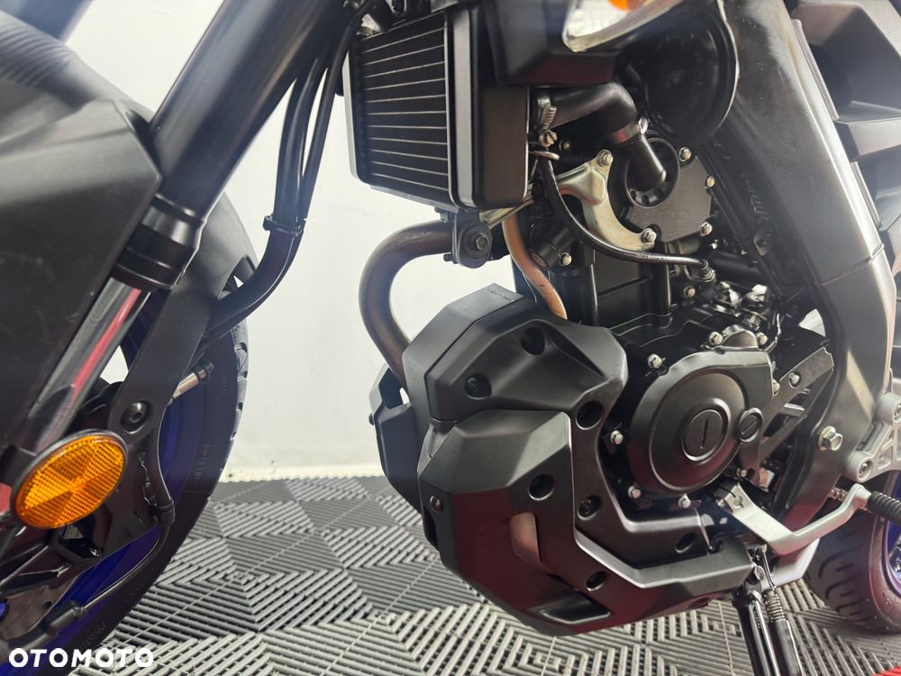 Yamaha MT - 15