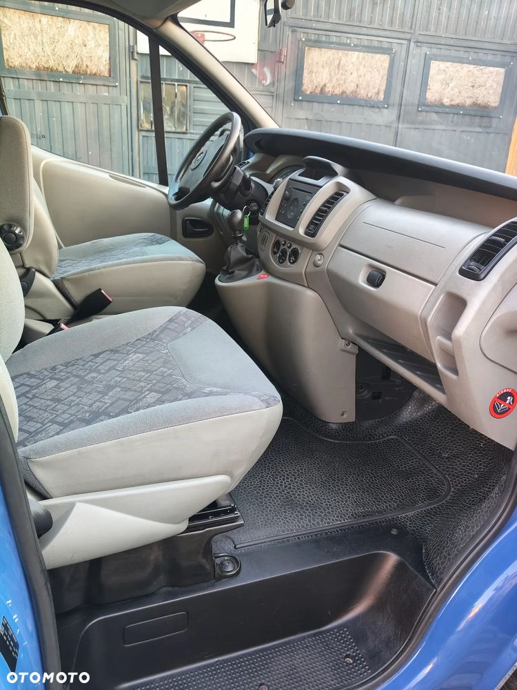 Opel Vivaro L2H1 2.9t - 4