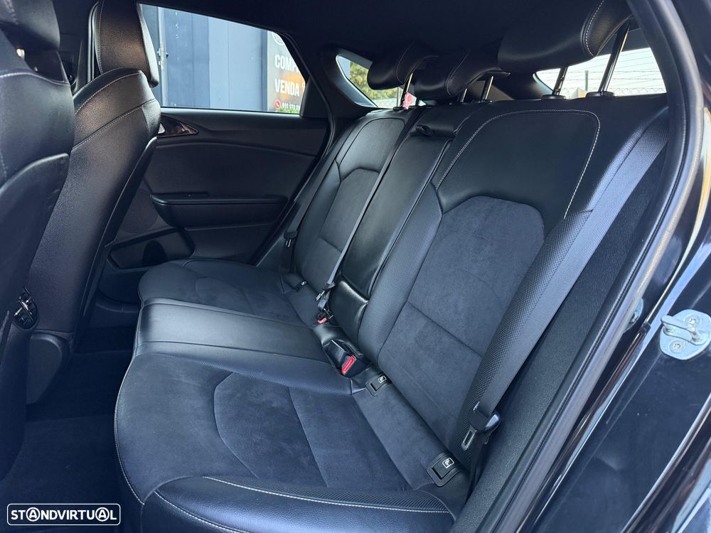 Kia ProCeed 1.4 T-GDi GT Line Exec.7DCT - 18
