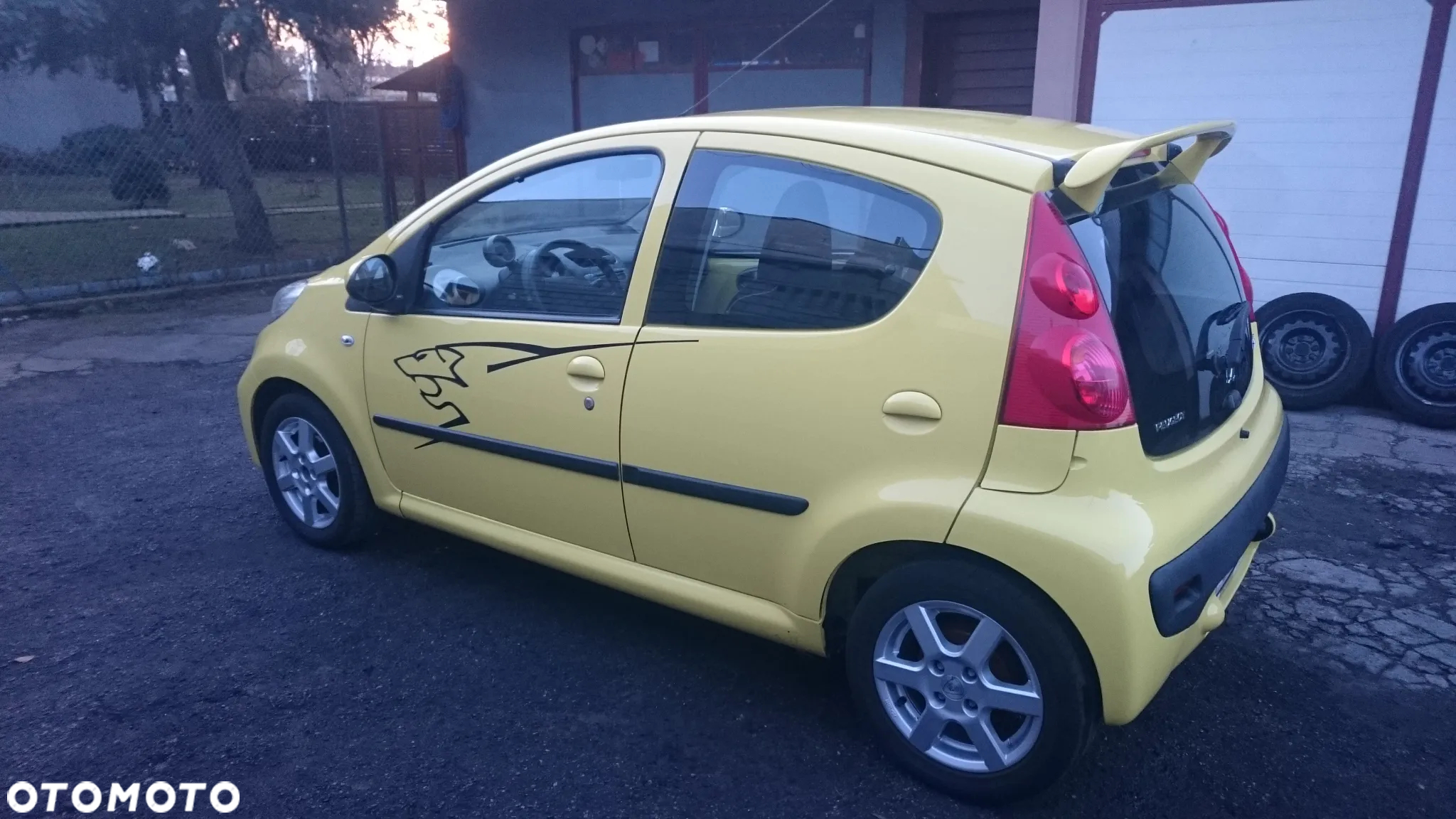 Peugeot 107 (70) 68 Active - 17