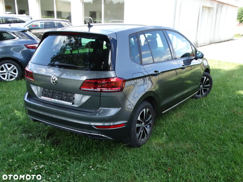 Volkswagen Golf Sportsvan - 2