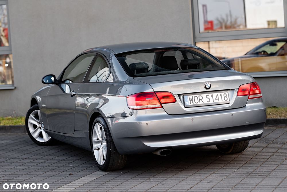 BMW Seria 3 320d DPF - 9