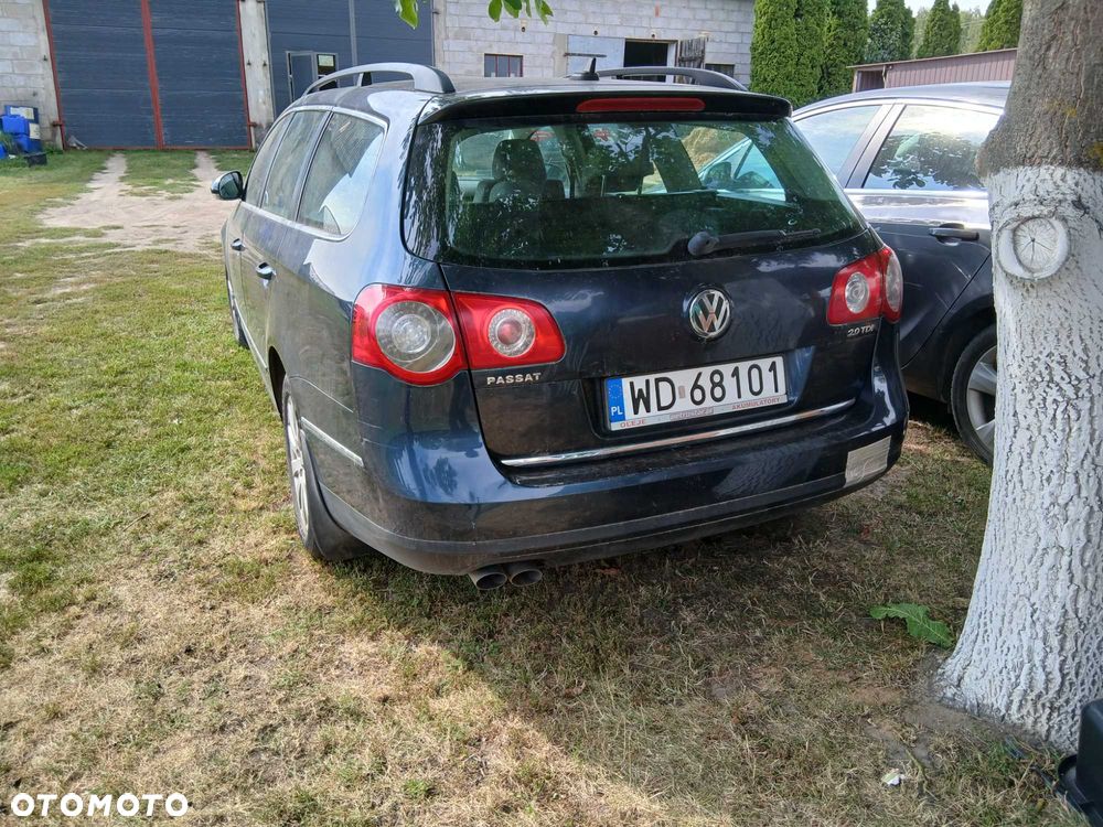Volkswagen Passat - 5